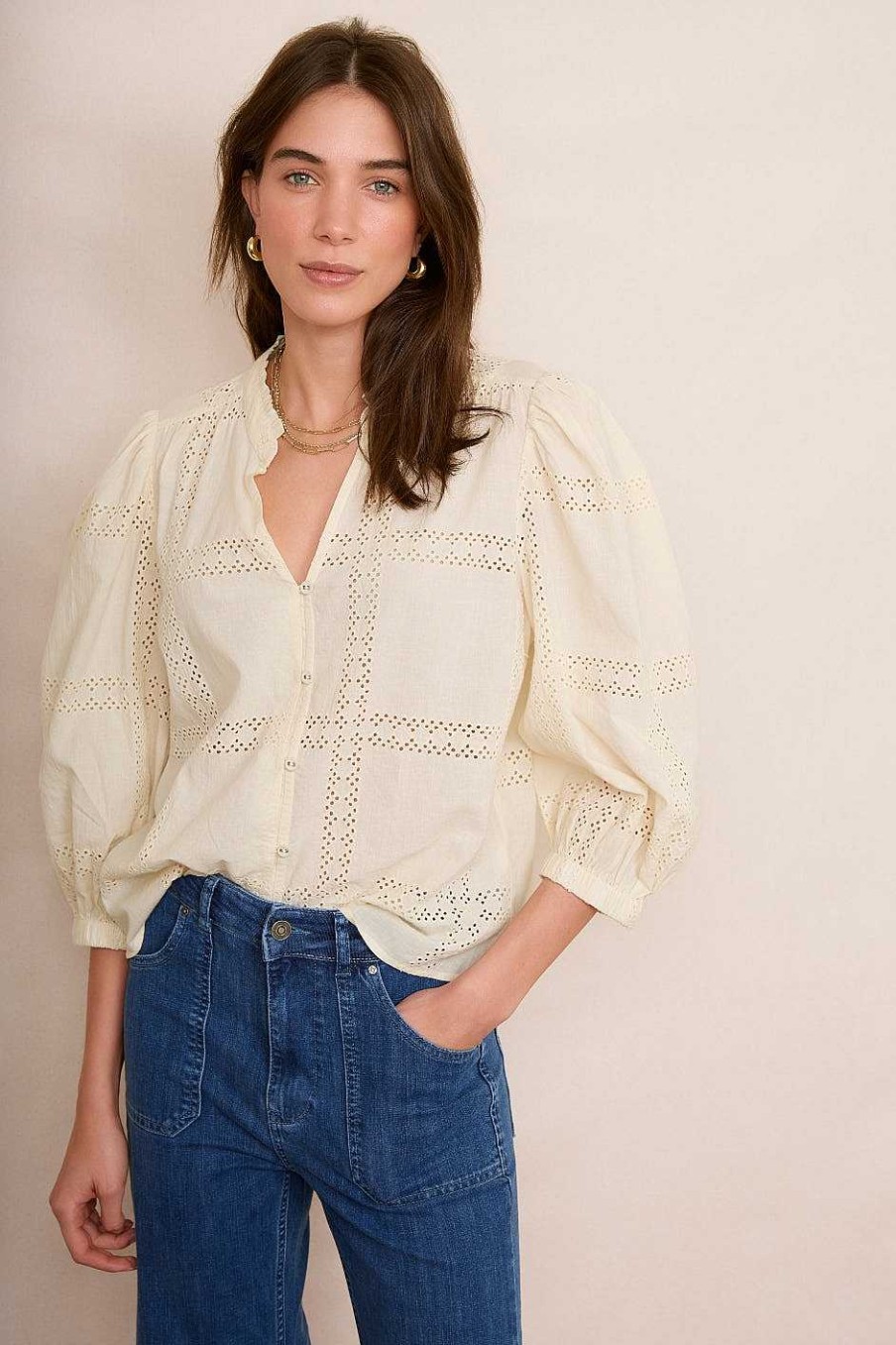 WYSE London Tops | Arielle Broderie Blouse - Ecru