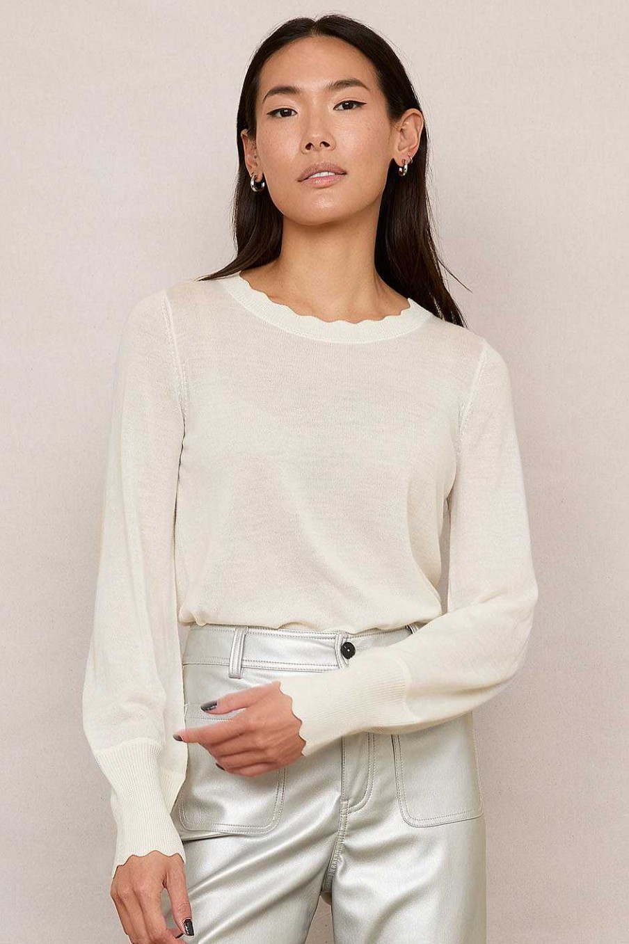 WYSE London Knitwear | Fleurine Scallop Jumper - Ivory