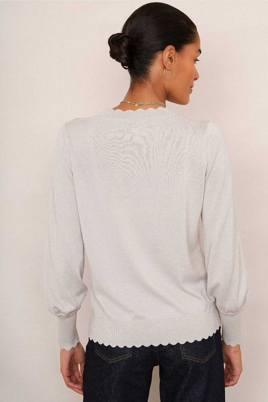 WYSE London Knitwear | Fleurine Scallop Jumper - Light Grey Sparkle