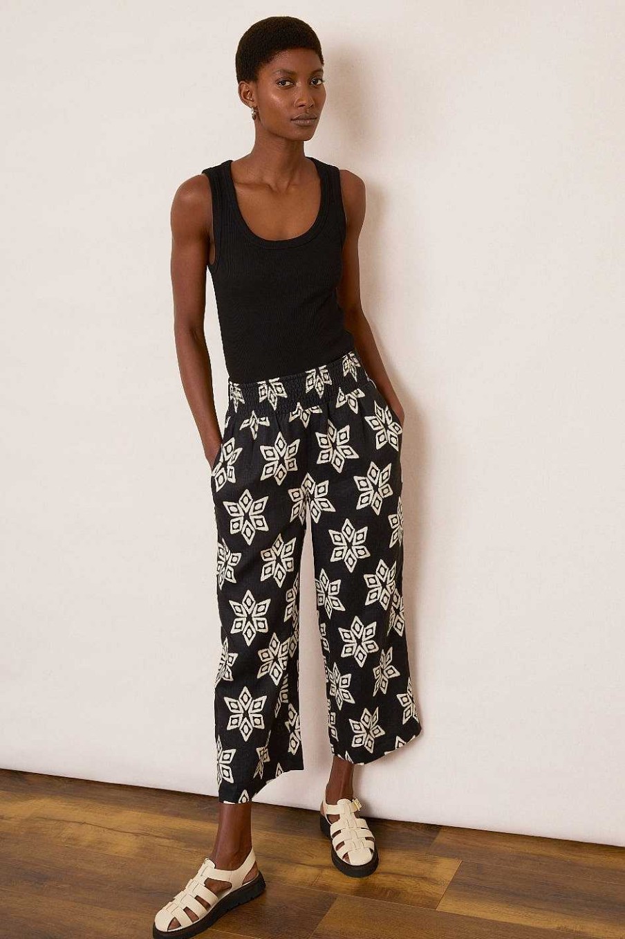 WYSE London Holiday | Penelope Linen Trouser - Black/Ecru