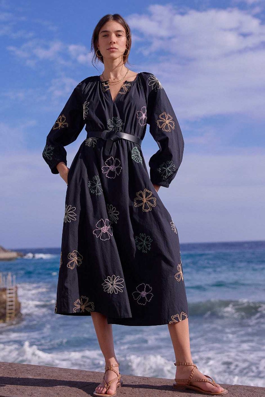 WYSE London Dresses & Jumpsuits | Amber Embroidered Dress - Black