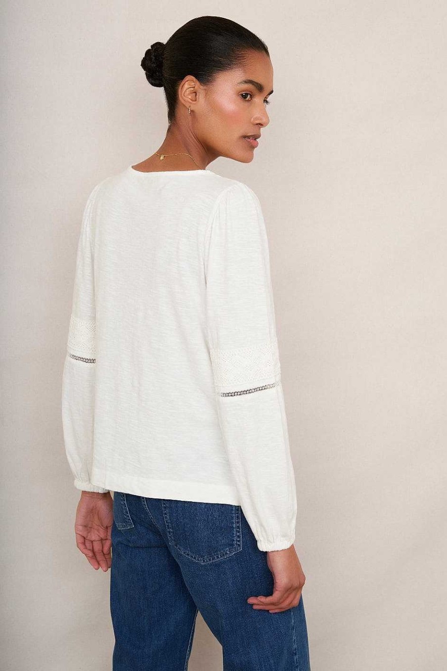 WYSE London Tops | Shellie Lace Top - Ivory