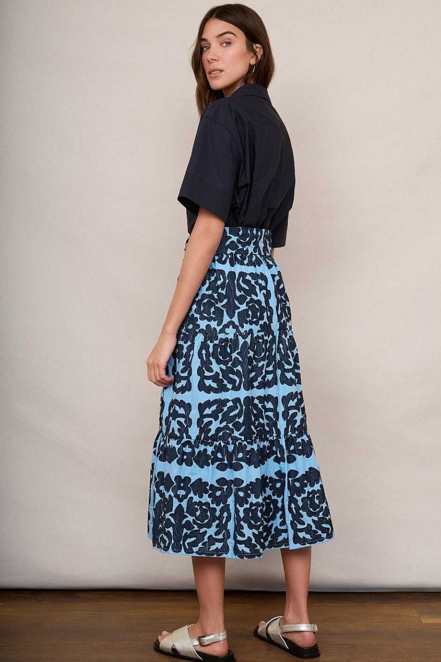 WYSE London Skirts | Brodie Embroidered Skirt - Blue/Midnight