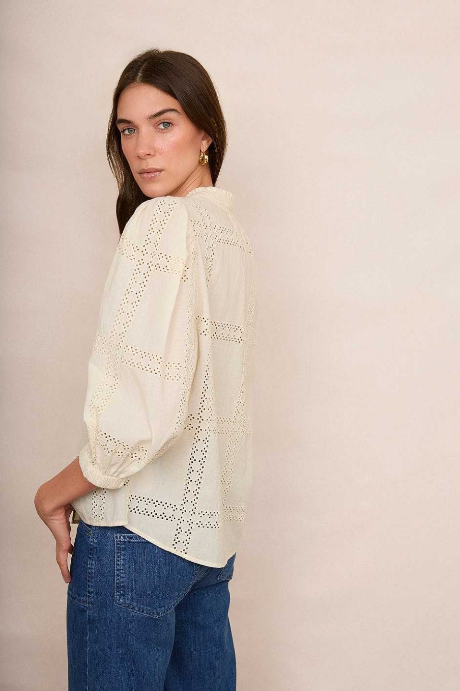 WYSE London Tops | Arielle Broderie Blouse - Ecru