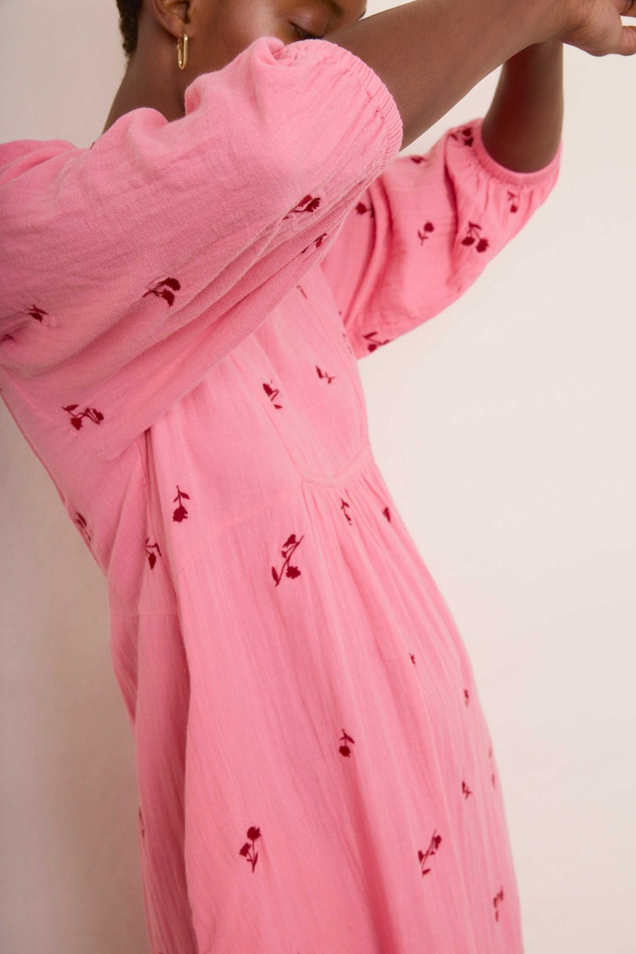 WYSE London Longer Lengths | Hana Embroidered Dress - Pink